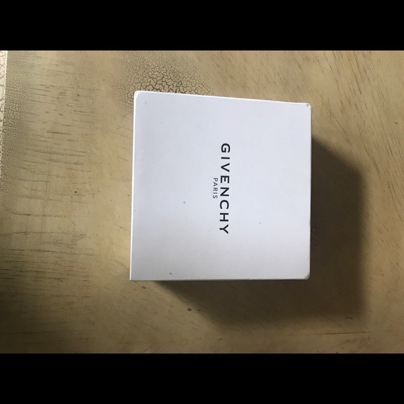 Givenchy Cuff Bracelet - Picture 4 of 6
